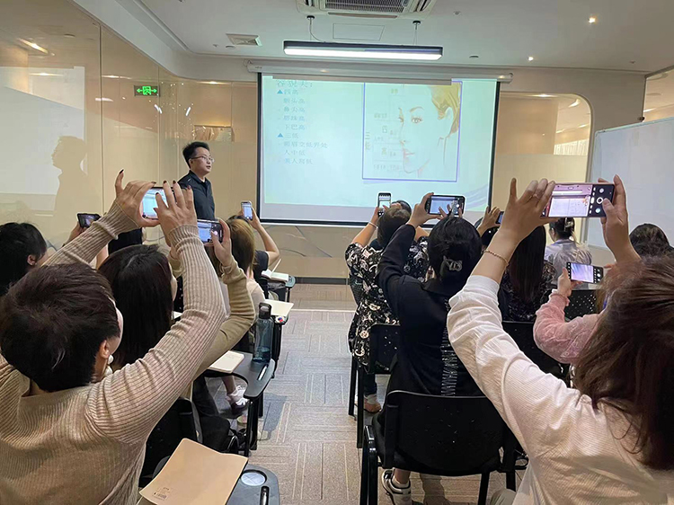 海南微整形培訓學校 - 在線咨詢學習，專業教育服務助您成就美麗事業